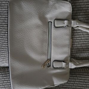 Elegant Lt Gray Shoulder Bag